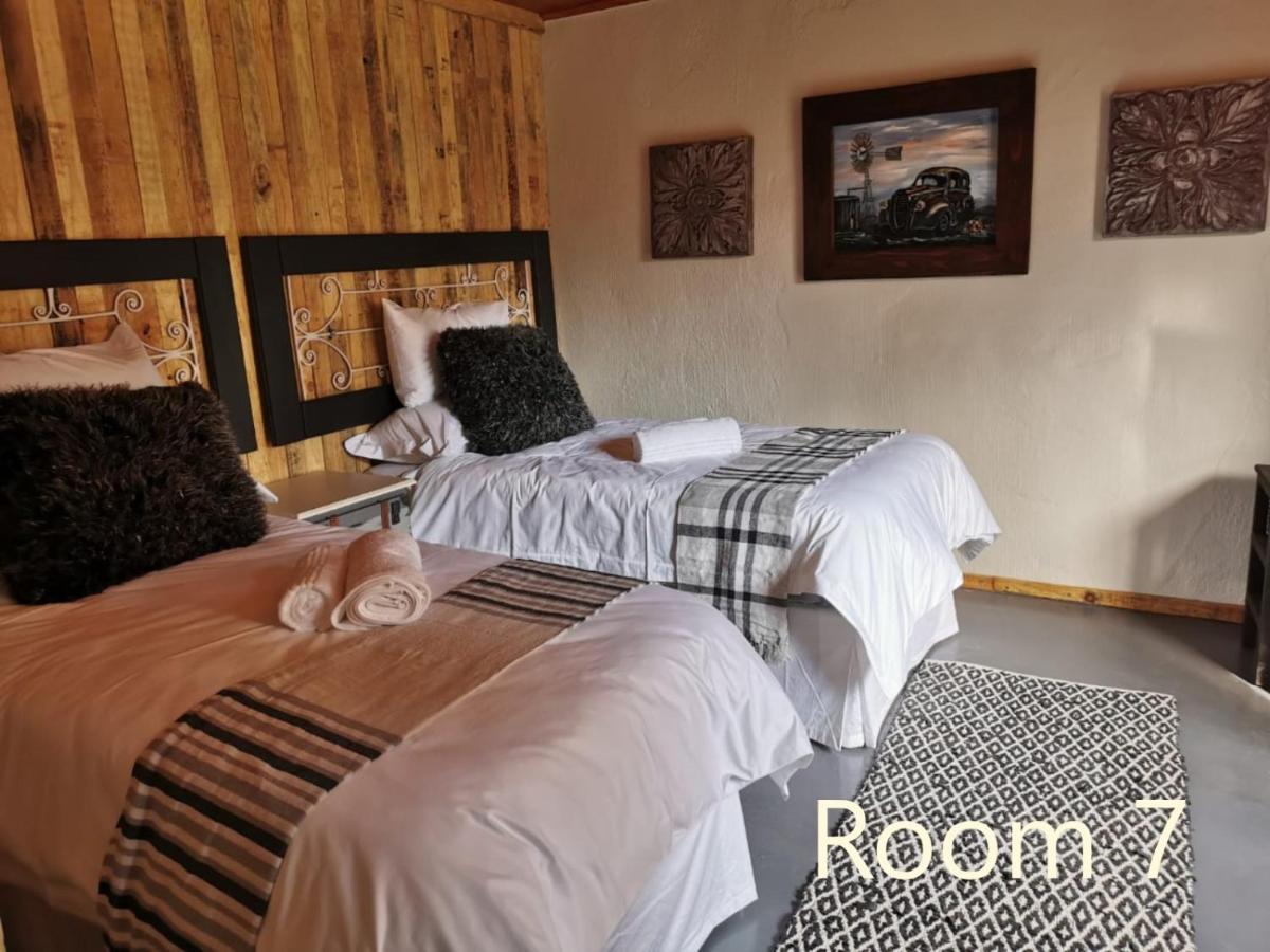 Kromdraai Guest Rooms Krugersdorp Esterno foto