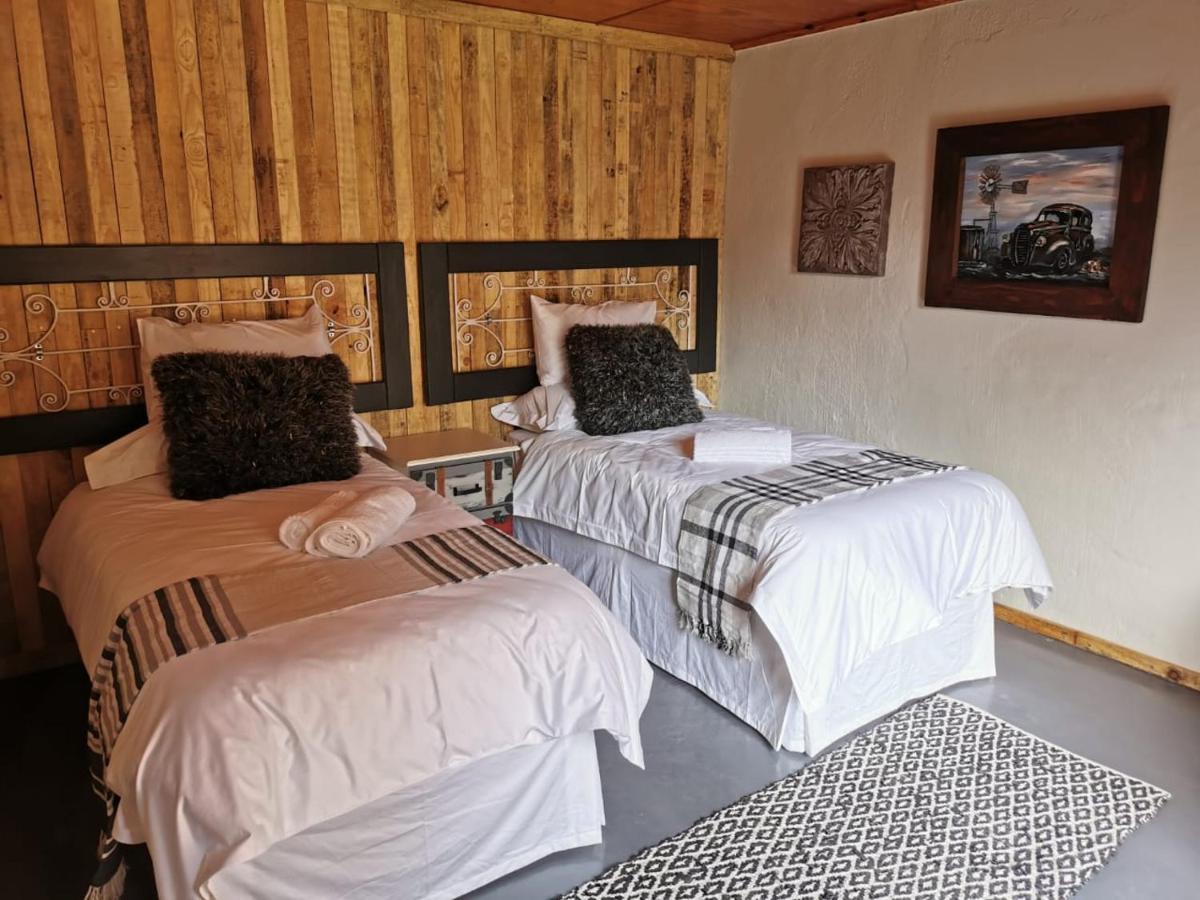 Kromdraai Guest Rooms Krugersdorp Esterno foto