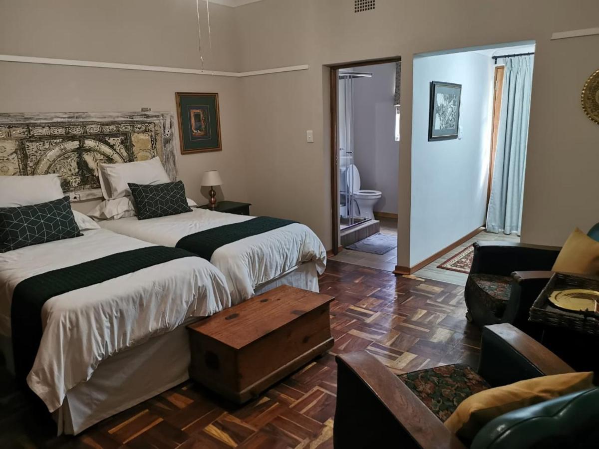 Kromdraai Guest Rooms Krugersdorp Esterno foto