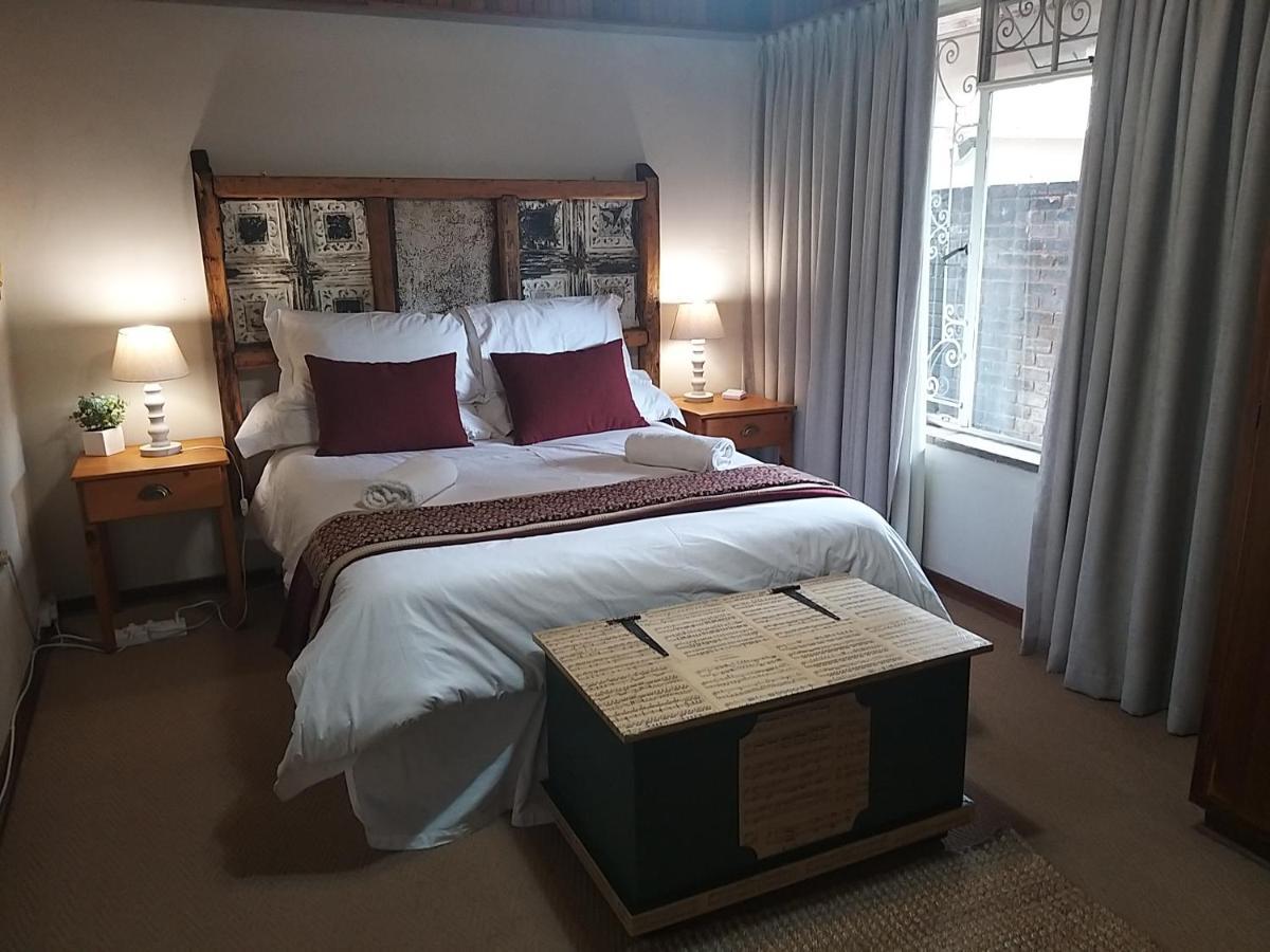 Kromdraai Guest Rooms Krugersdorp Esterno foto